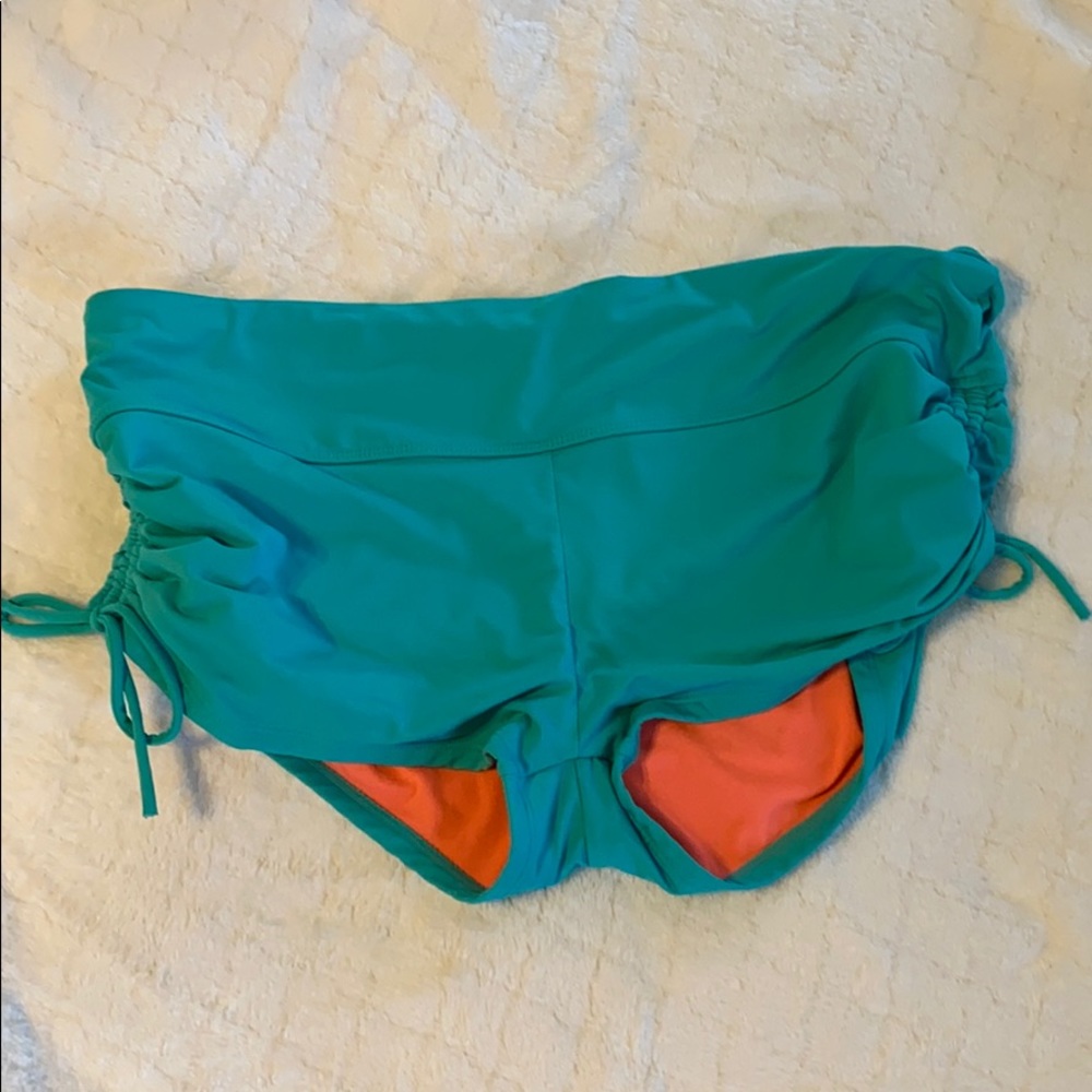 Athleta Scrunch Swim/Athletic Short Bottom